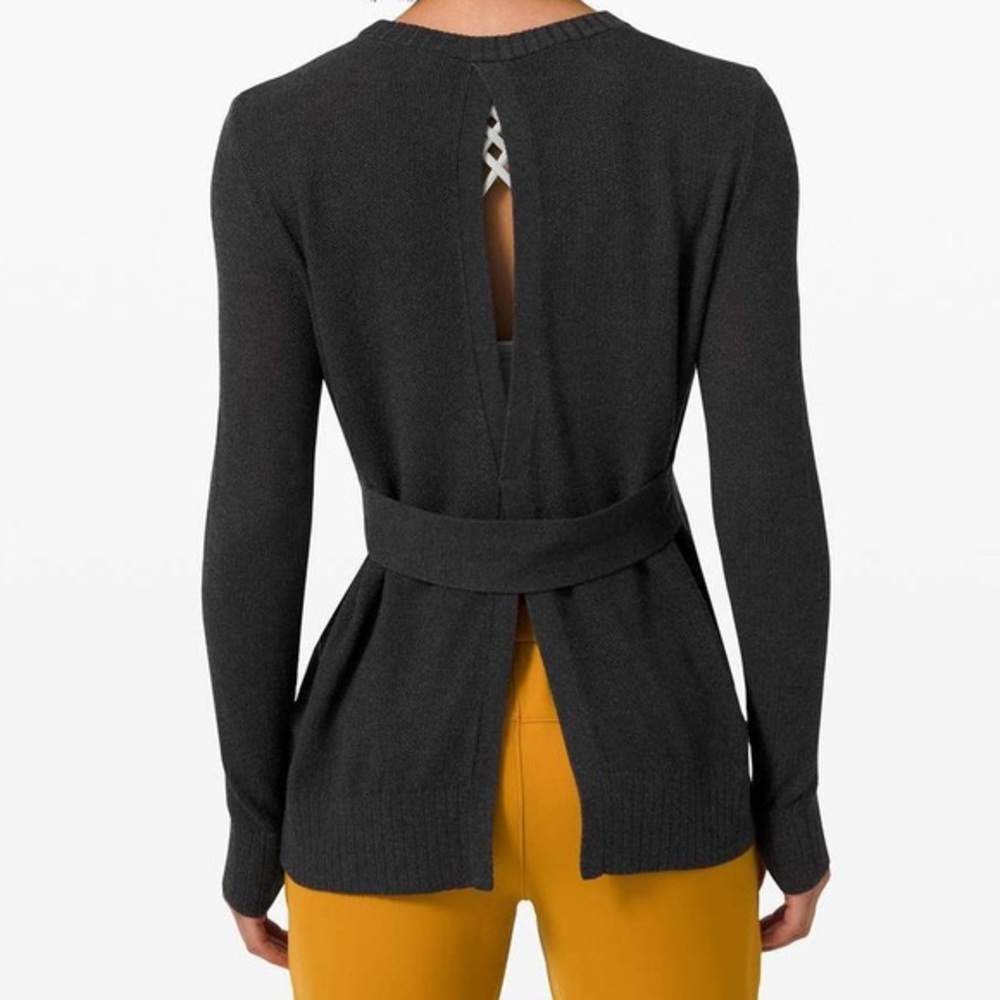 [Free Shipping] Lululemon Sincerely Yours Sweater - Grey | Size 8